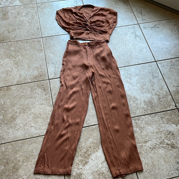 Zara Pants - ZARA 2 piece pant set